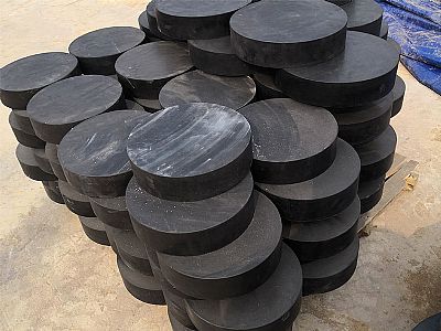 召陵区板式橡胶支座由若干层橡胶片与薄钢板经加压硫化